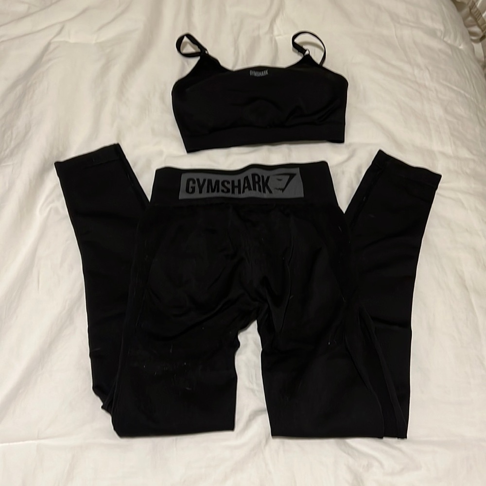 Gymshark set size small